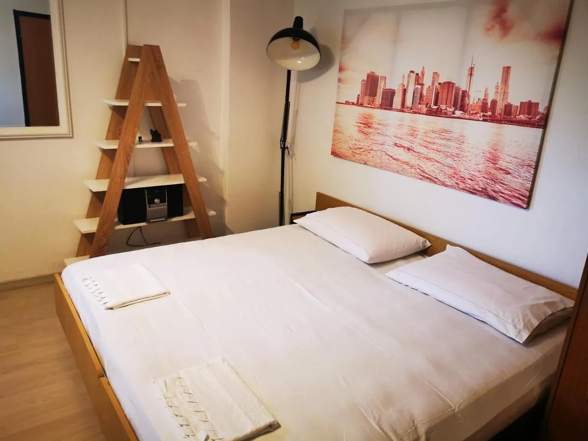 Apartment 자드라보노